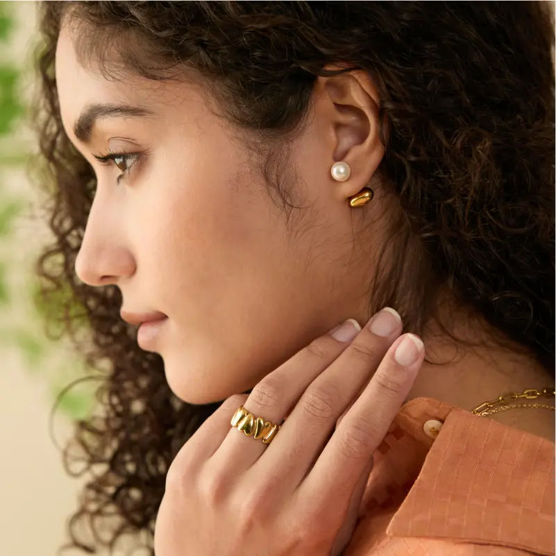 Aurora Be yoursefl 愛心單珠耳環