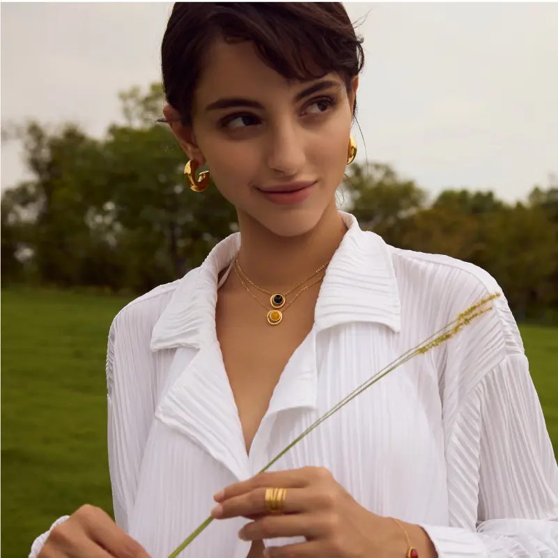 Cosmos 黑曜石項鍊