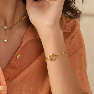 Aurora Heartfiel 珍珠愛心鏈條手鍊