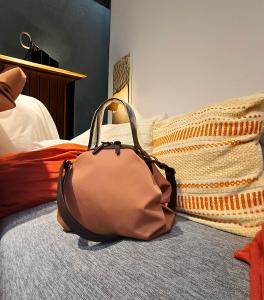 POPCORNGREEN LADYBAG(水桶包)三用斜背包(M)風衣系列