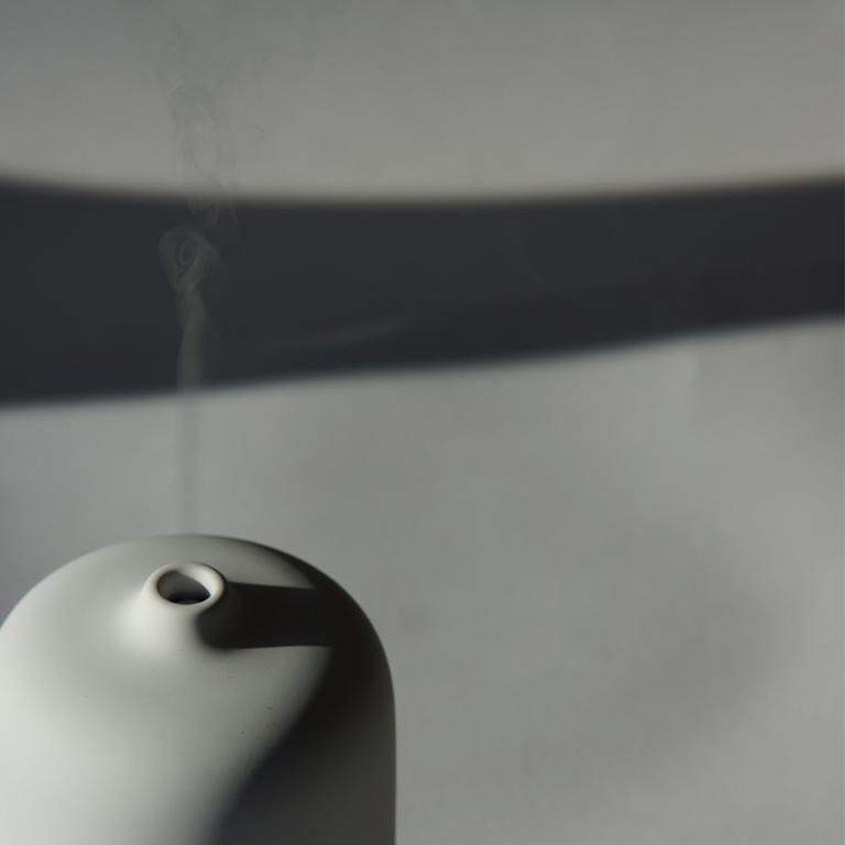 英國wxy Zephyr 香氛水氧機-白