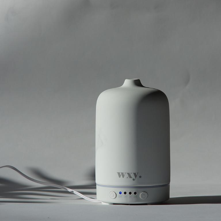 英國wxy Zephyr 香氛水氧機-白