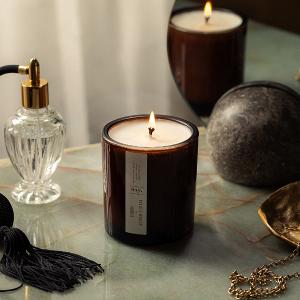 英國wxy Amber蠟燭-檜木&岩蘭草