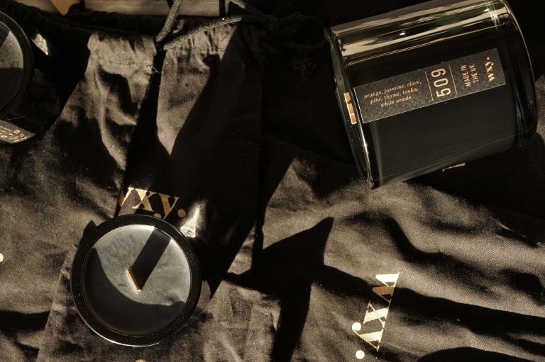 英國wxy Umbra蠟燭-509蘭花,茉莉&丁香