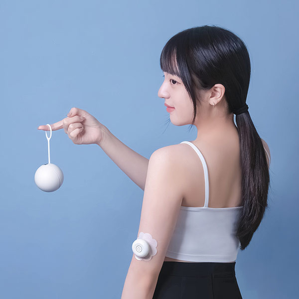 3ZeBra 暖暖艾｜迷你艾灸儀(附30入艾貼)