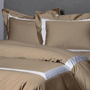 線上特賣｜【寬庭】義大利雲柔棉 | 一生鍾愛 古典褐+天使白框 | 簡約寢飾-四件組(加大)