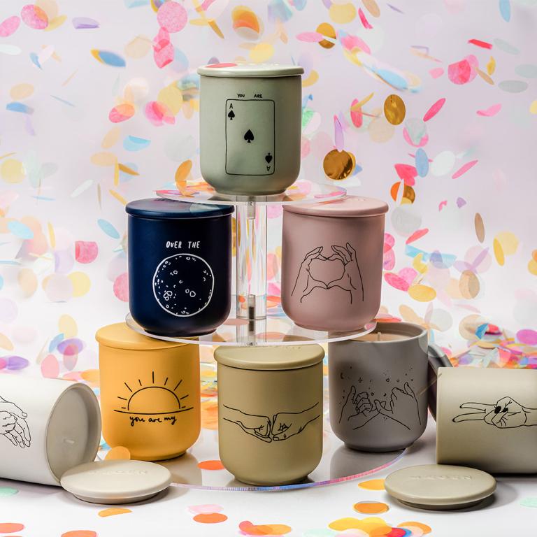 英國M&AElig;GEN Vox 蠟燭-Pawsome 蜂蜜&苔蘚/240g