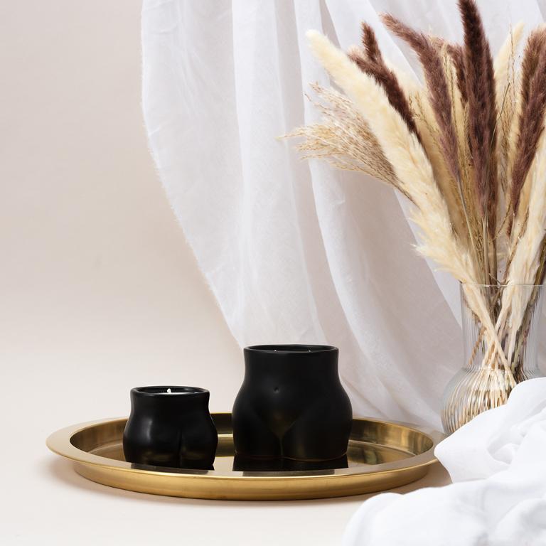 英國M&AElig;GEN Curve 蠟燭(L)-Black 餘燼&麝香/450g