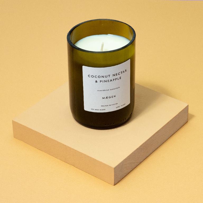 英國M&AElig;GEN Orchard 蠟燭-椰蜜&鳳梨/240g