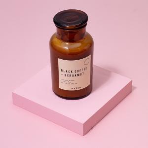 英國M&AElig;GEN Alchemist 蠟燭-黑咖啡&佛手柑/250g