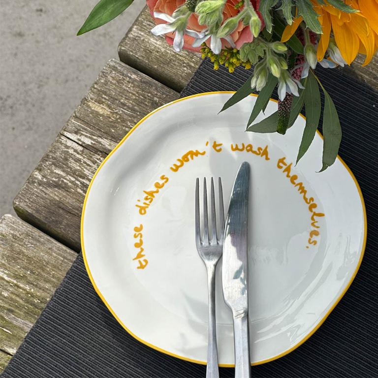 英國M&AElig;GEN 陶瓷主題餐盤-黃