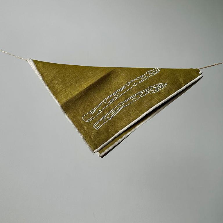 英國M&AElig;GEN 刺繡棉麻餐巾-橄欖綠(蘆筍)