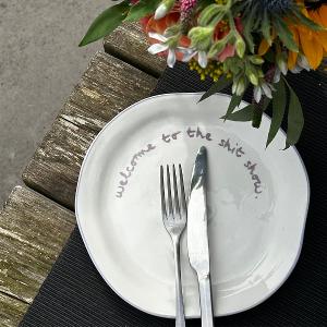 英國M&AElig;GEN 陶瓷主題餐盤-紫