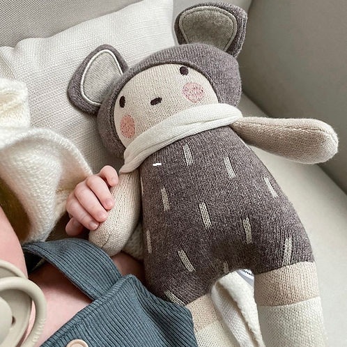 Knitted Doll  波波寶貝編織布娃娃