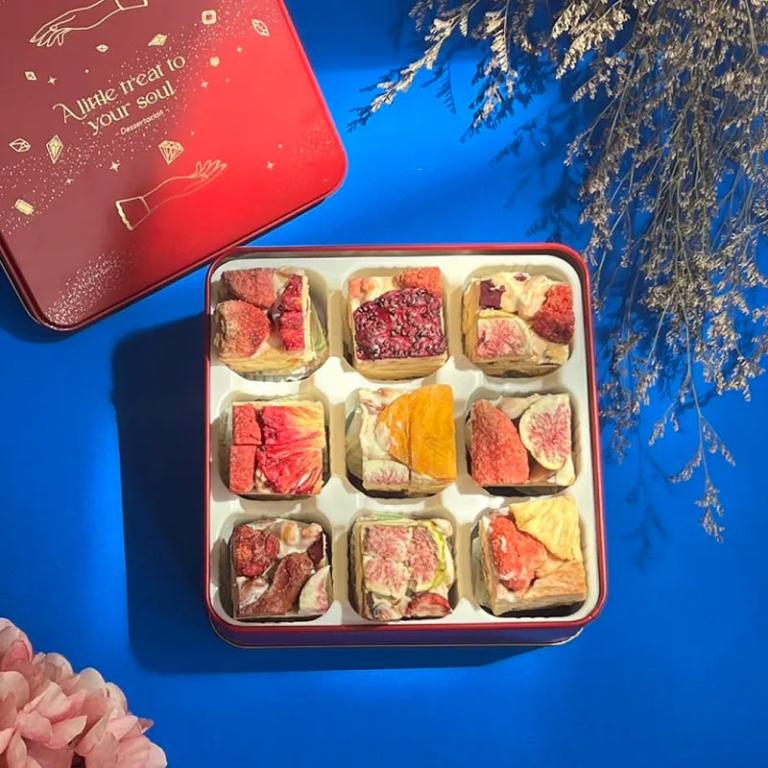 【雙花火紅禮盒組】中秋節天然低糖綜合果乾眠雪酥禮盒(18入) x2