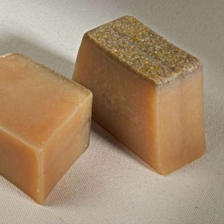 菠丹妮 乳香沒藥手工皂 125g 雙梯
